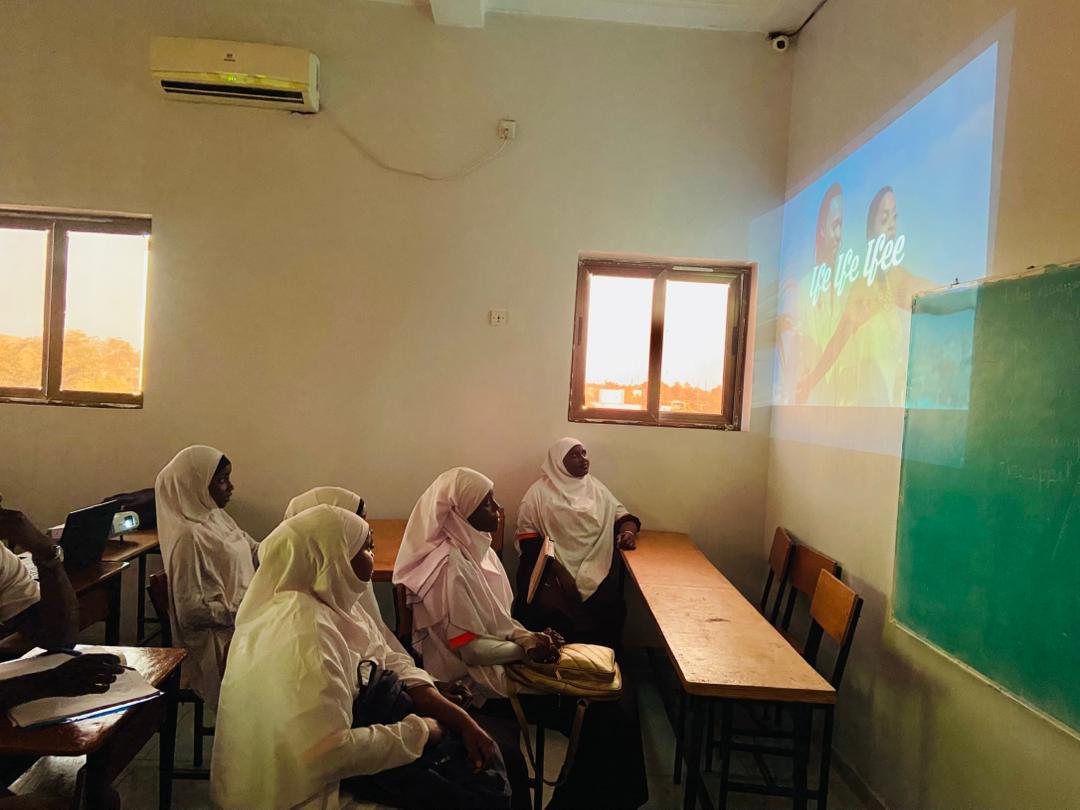 English Club ECCAM (7)